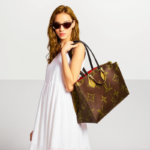 ONTHEGO 中号手袋