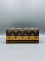 ONTHEGO Medium Handbag - Image 2