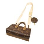 ONTHEGO EAST WEST Handbag - Image 4