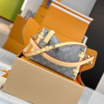 SIDE TRUNK Medium Handbag - Image 5