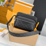 OUTDOOR Messenger Bag - Image 6