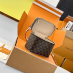 NICE BB Cosmetic Bag - Image 5